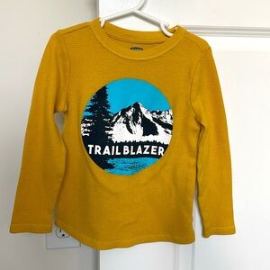3/$10 Old Navy Boys Long Long Sleeve Tshirt 5T